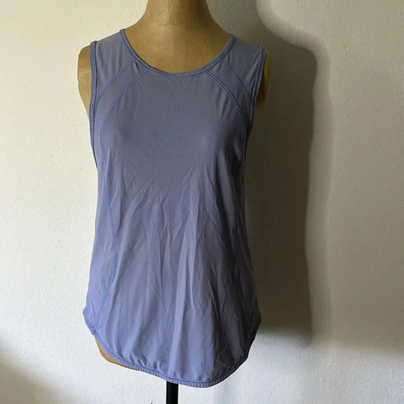 Lululemon Sculpt tank top size 4 Light blue color great pre owned condition. - Picture 5 of 8